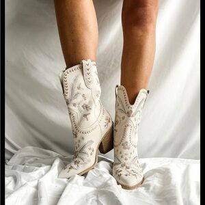 Dolce Vita Jessey Floral Western Boots